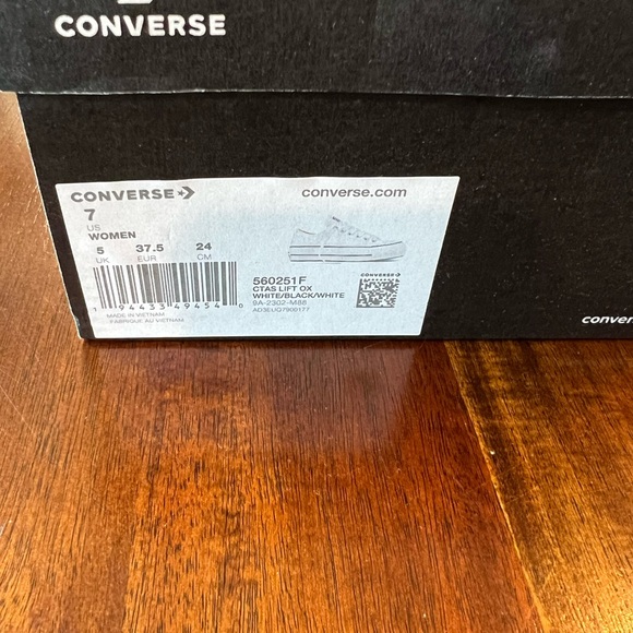Converse Chuck Taylor Lift Platform - Picture 9 of 9